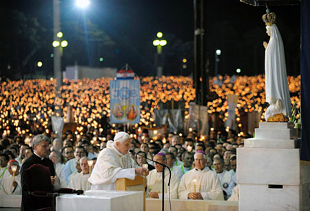 Benedetto XVI a Fatima il 13 Maggio 2010
